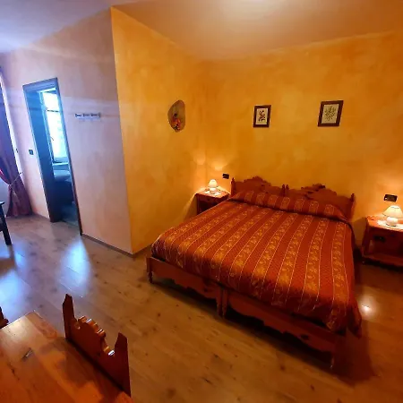 Agriturismo La Desiderata Фермерский дом